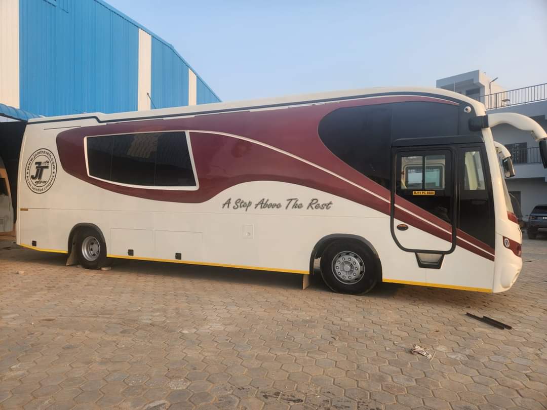 Experience Premium Vanity Vans
